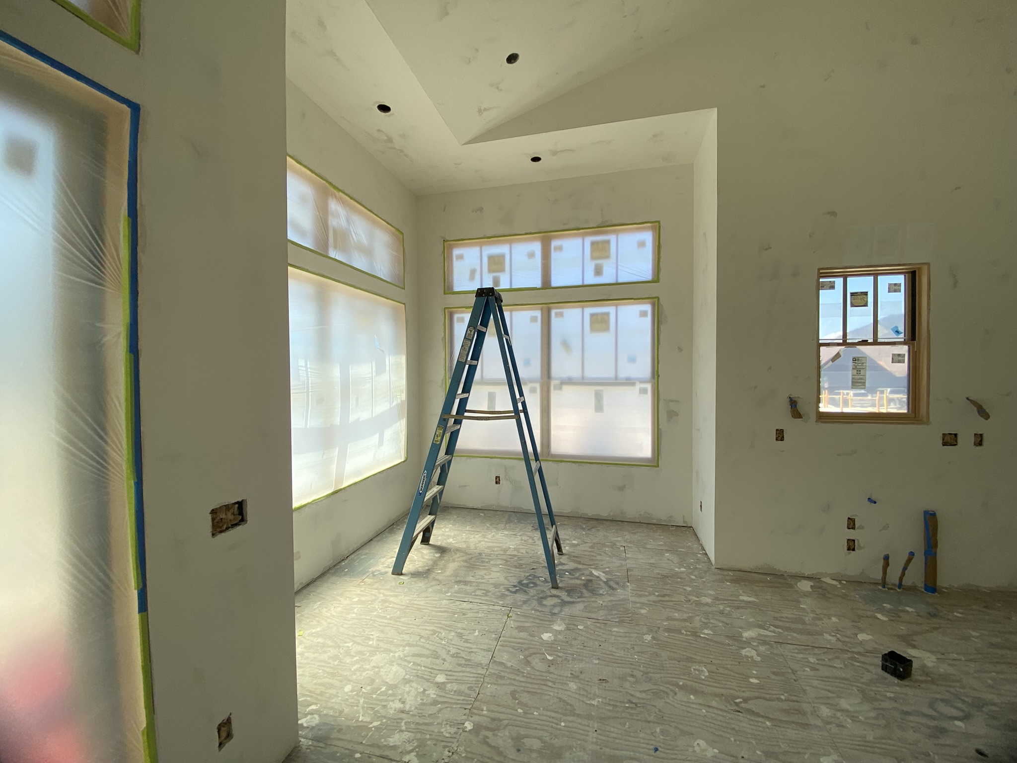New Castle Interior — Alpine Color Craft