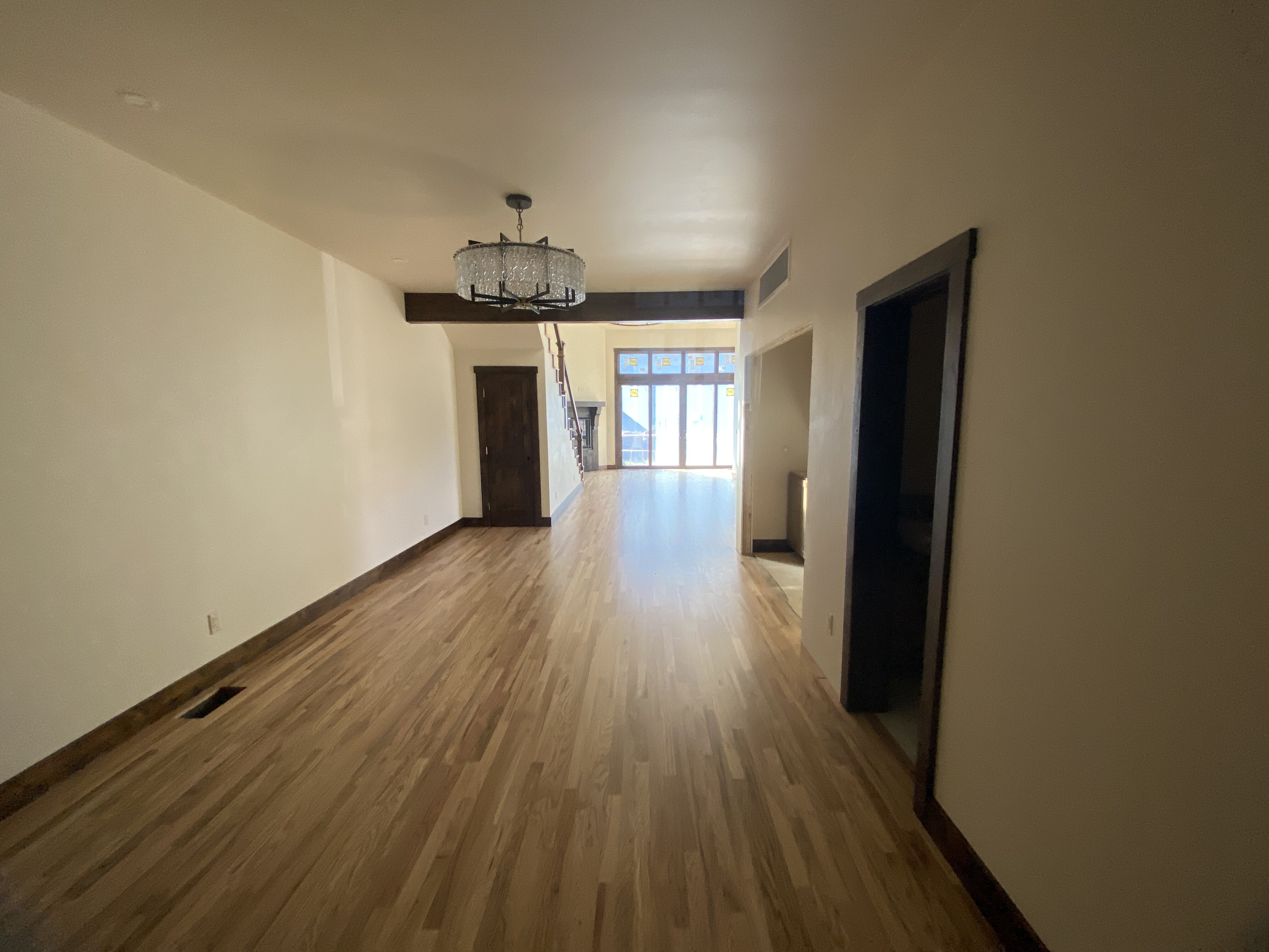 New Castle Interior — Alpine Color Craft