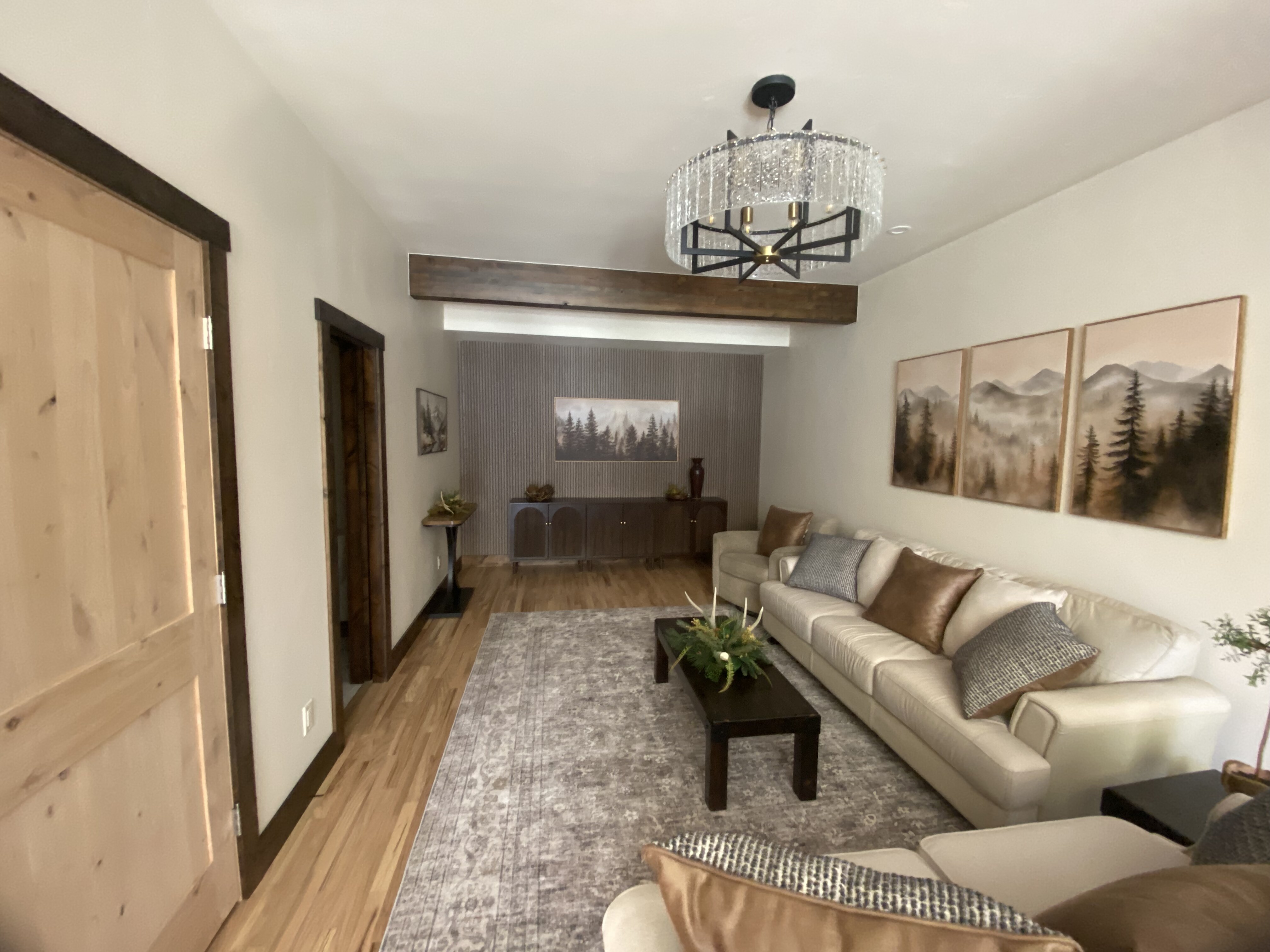 New Castle Interior — Alpine Color Craft